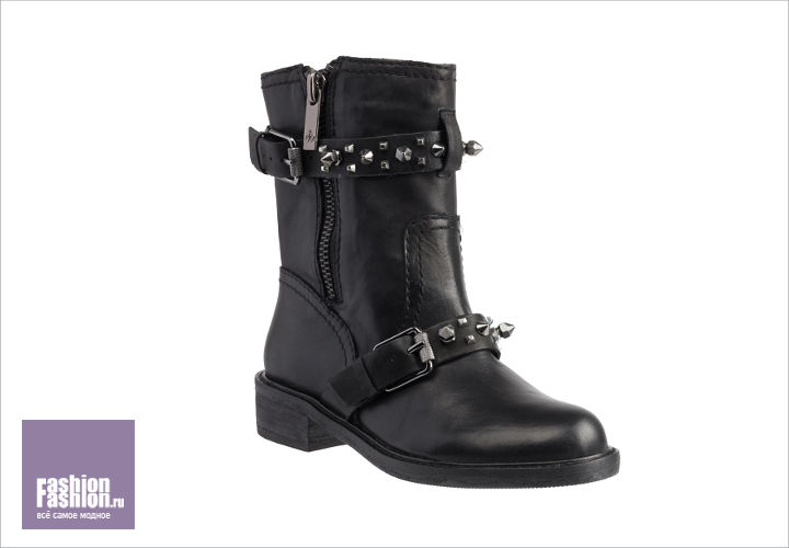 Сапоги с шипами от Sam Edelman 